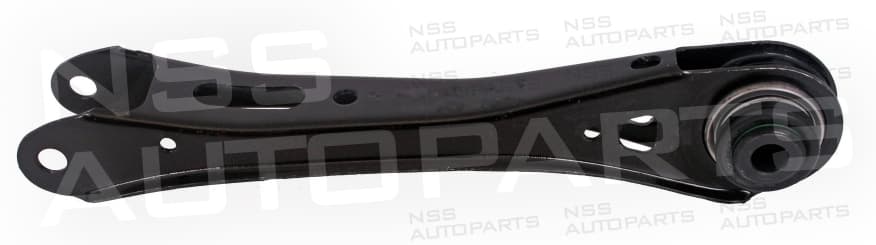 2935552 STRUT CONTROL ARM / LEFT & RIGHT
